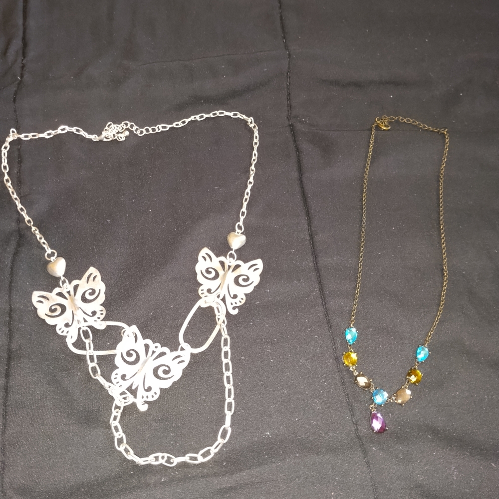 Elegant Silver Butterfly Necklace